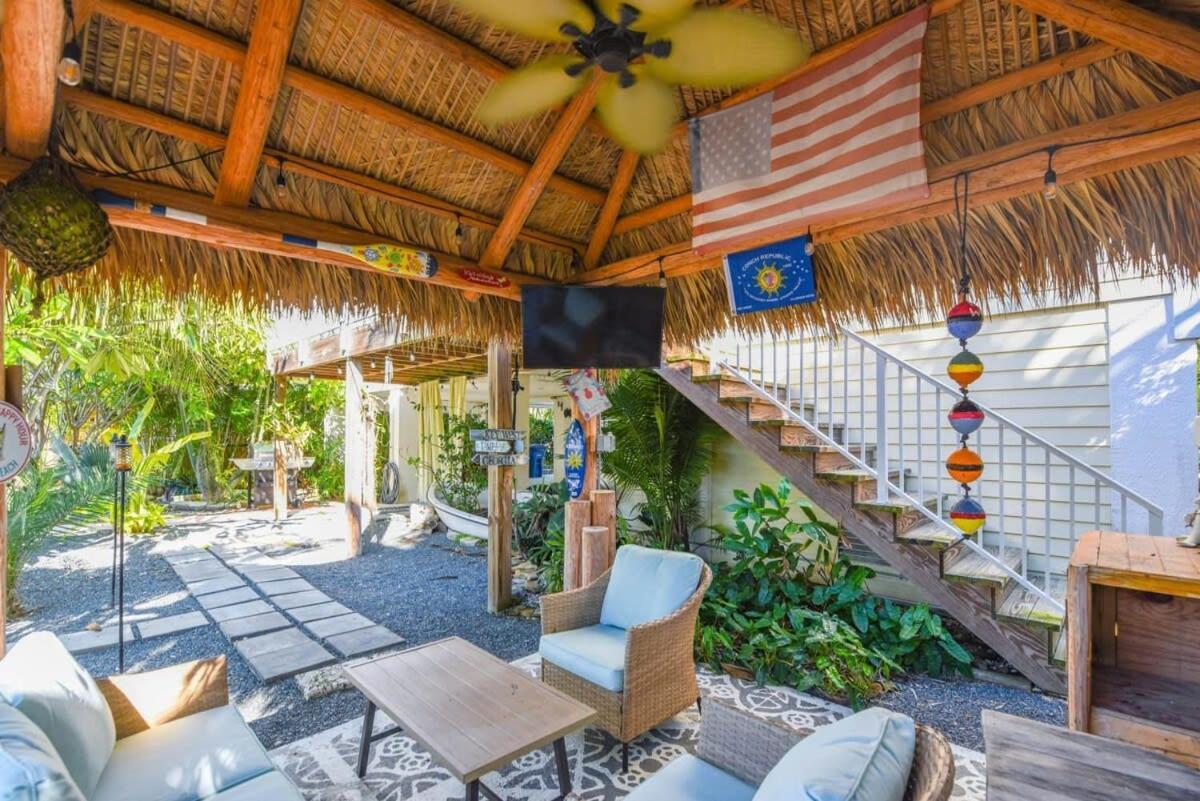 Loggerhead Lagoon - Modern Waterfront Home Pirates Cove Екстериор снимка