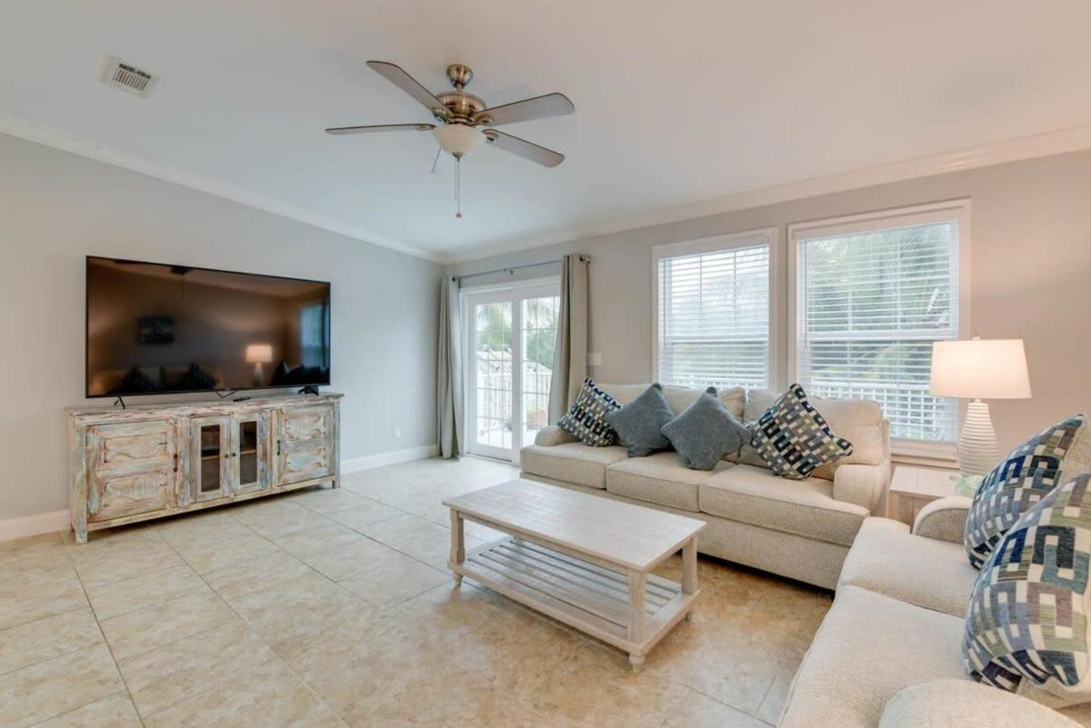 Loggerhead Lagoon - Modern Waterfront Home Pirates Cove Екстериор снимка