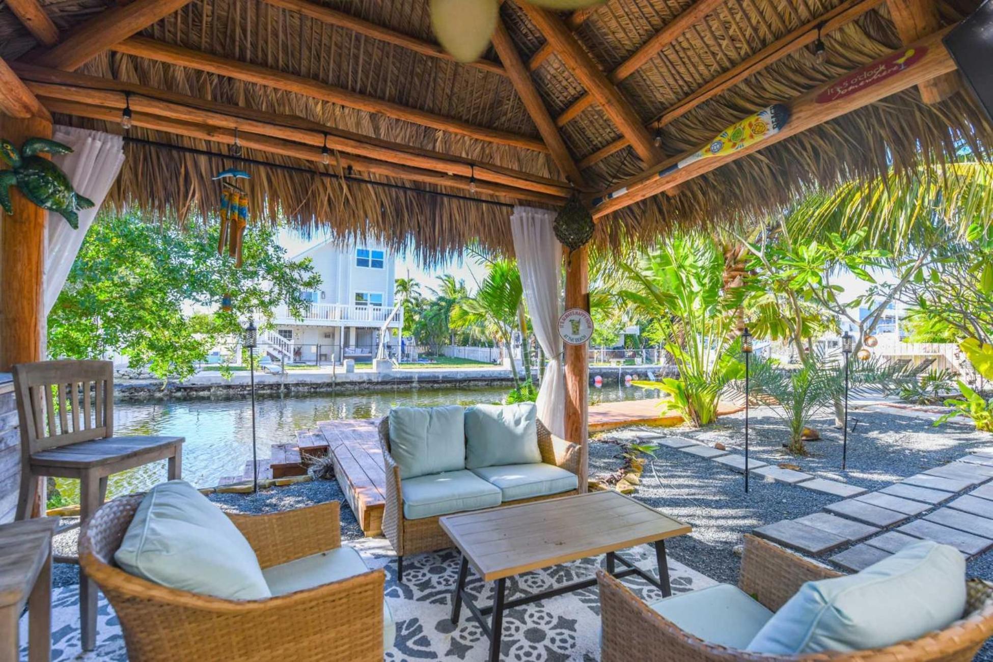 Loggerhead Lagoon - Modern Waterfront Home Pirates Cove Екстериор снимка